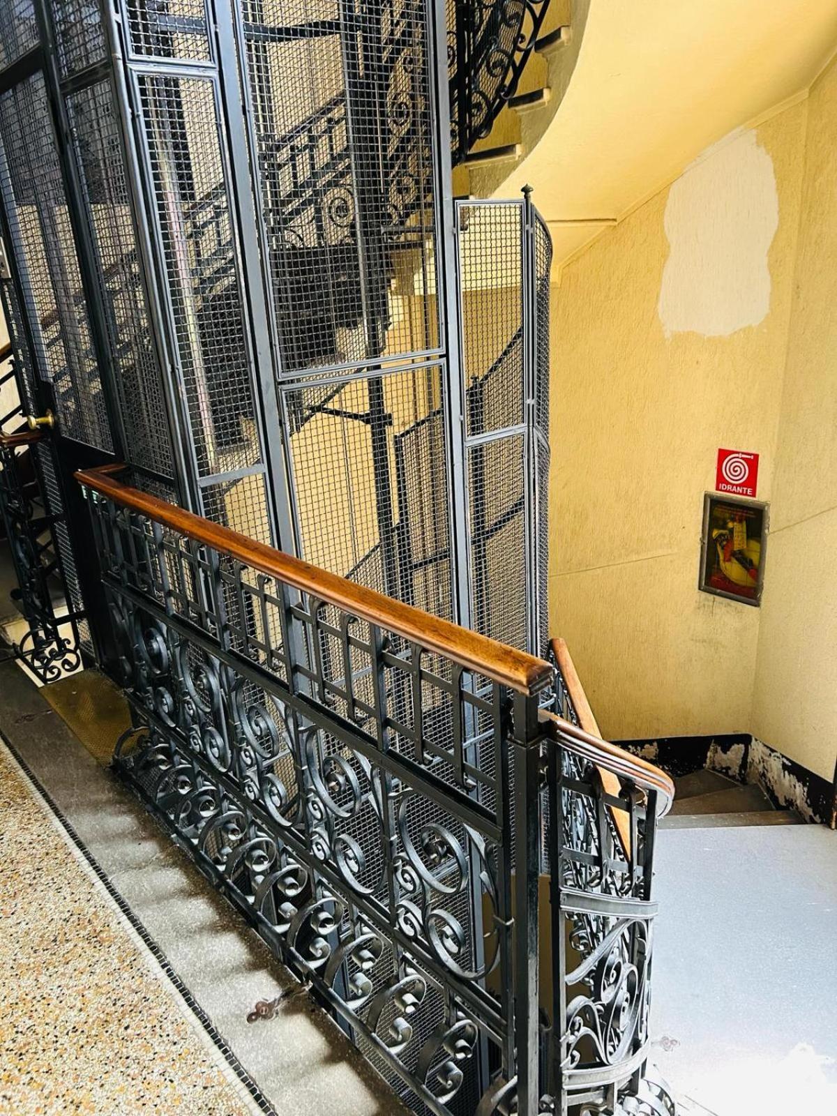 Hostel Boutique Mediolan Zewnętrze zdjęcie