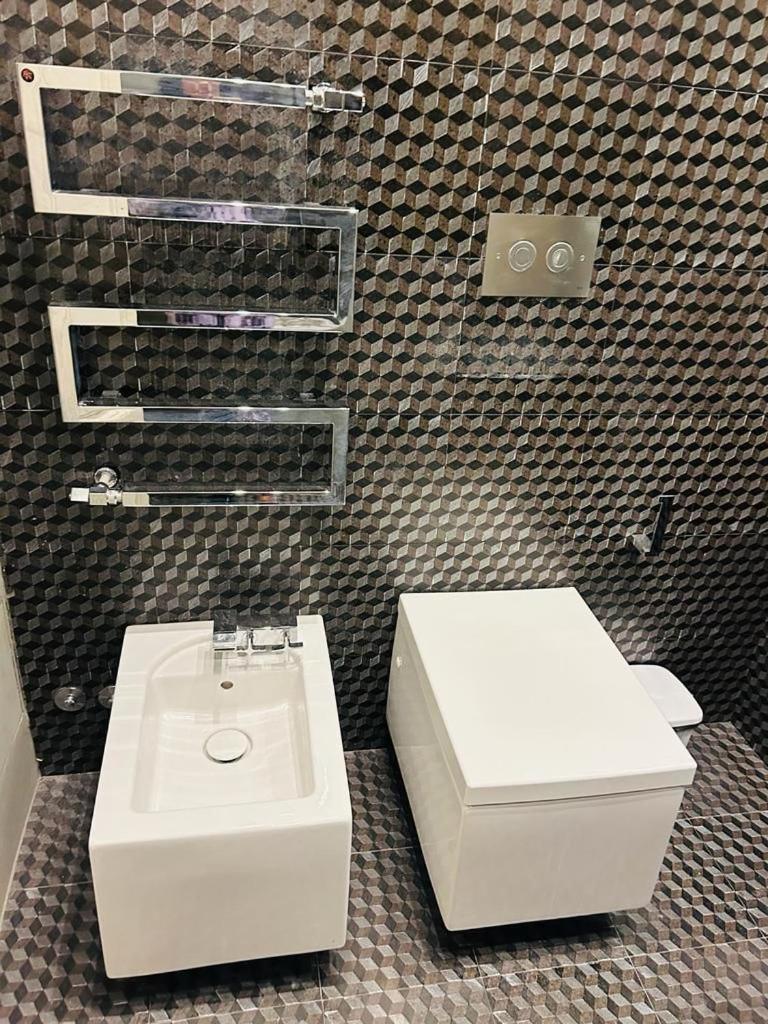 Hostel Boutique Mediolan Zewnętrze zdjęcie